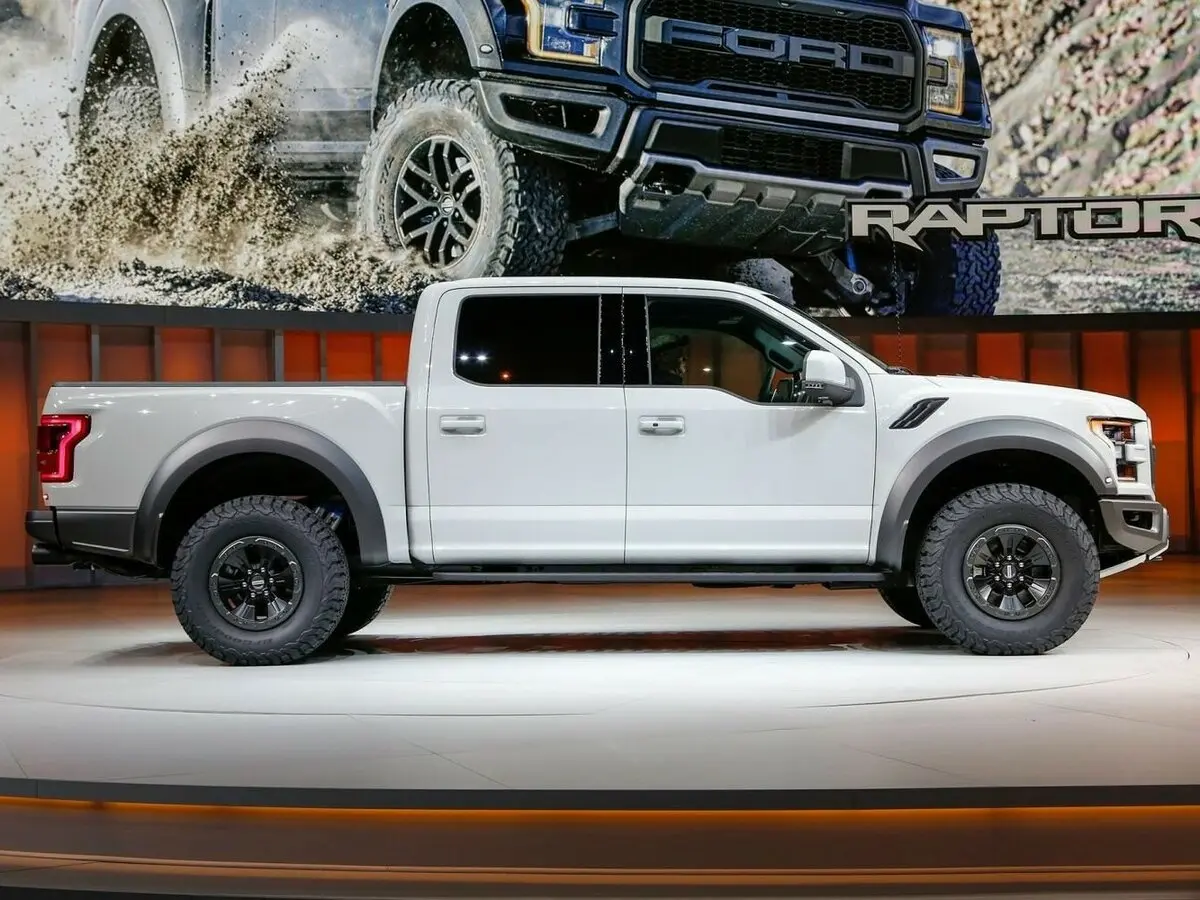 Ford F-150 XIII Пикап Двойная кабина Raptor SuperCrew — фото 2