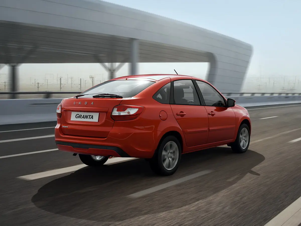 Lada (ВАЗ) Granta I Рестайлинг Лифтбек — сүрөт 5