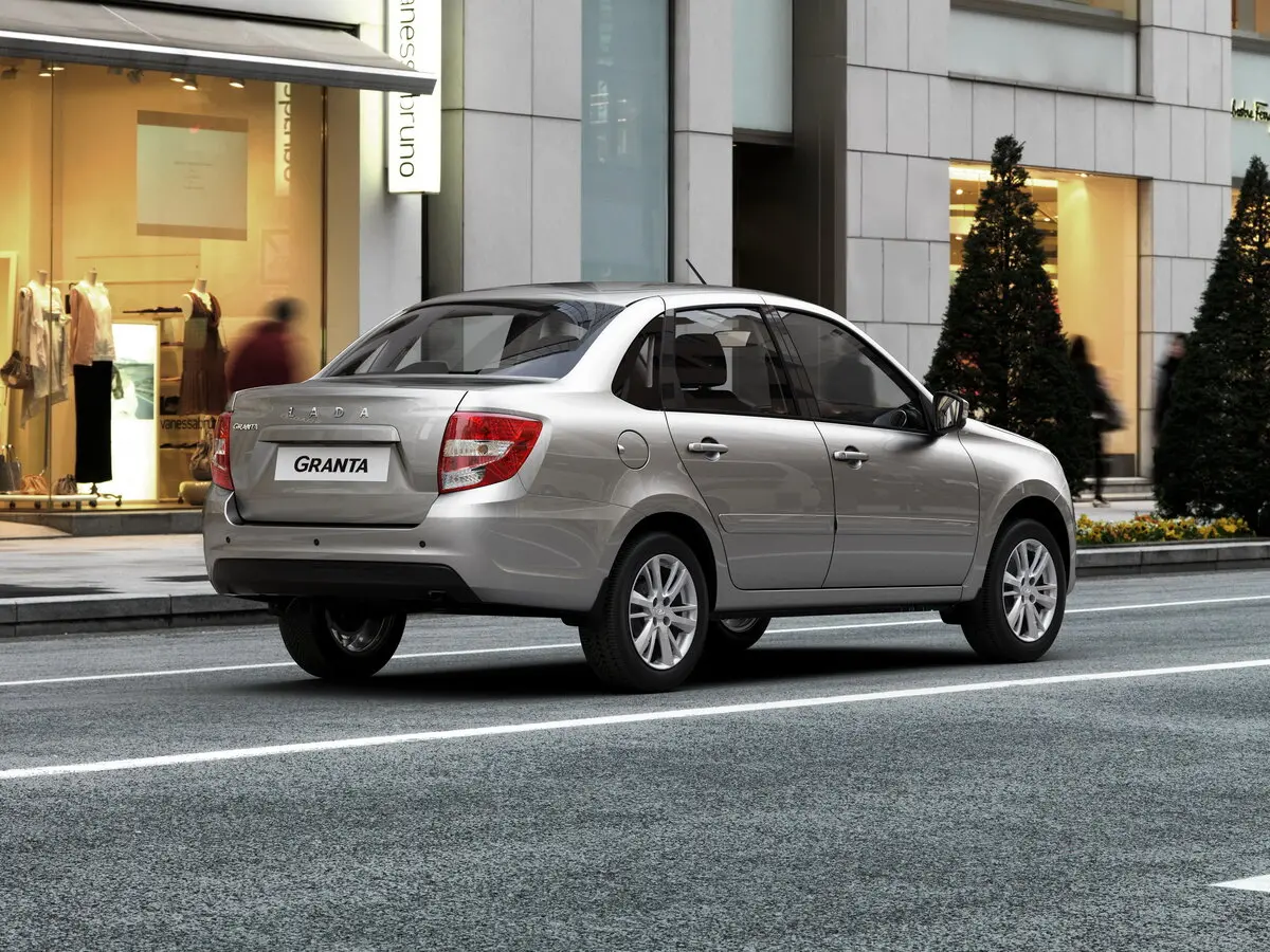 Lada (ВАЗ) Granta I Рестайлинг Седан — сүрөт 3