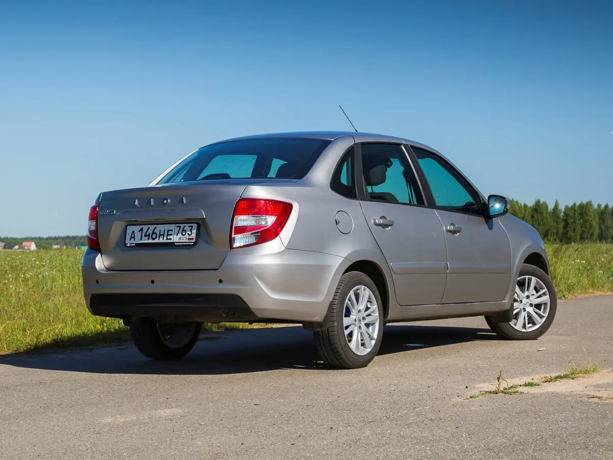 Lada (ВАЗ) Granta I Рестайлинг Седан — сүрөт 20