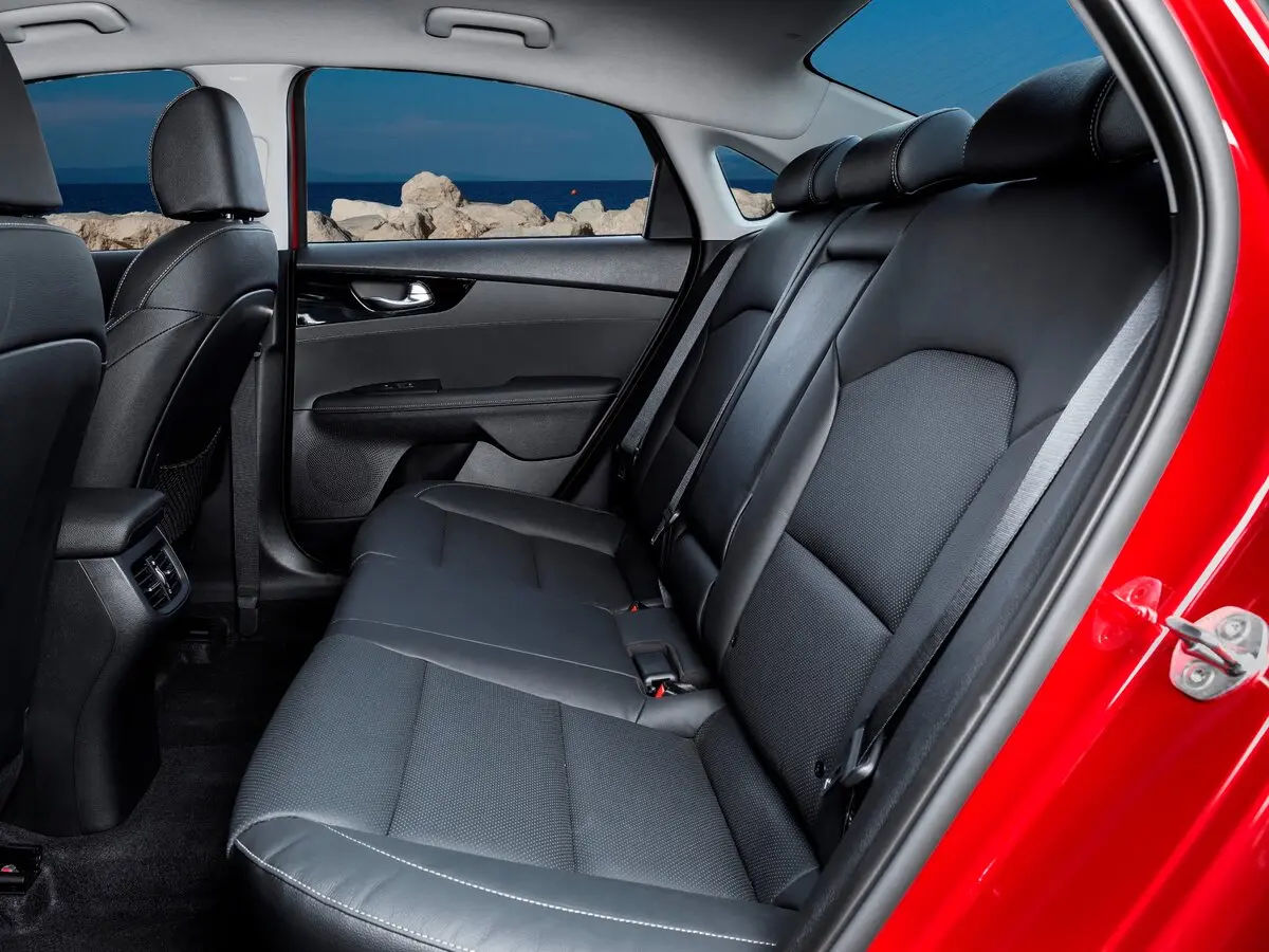 Kia Cerato IV Седан — сүрөт 8