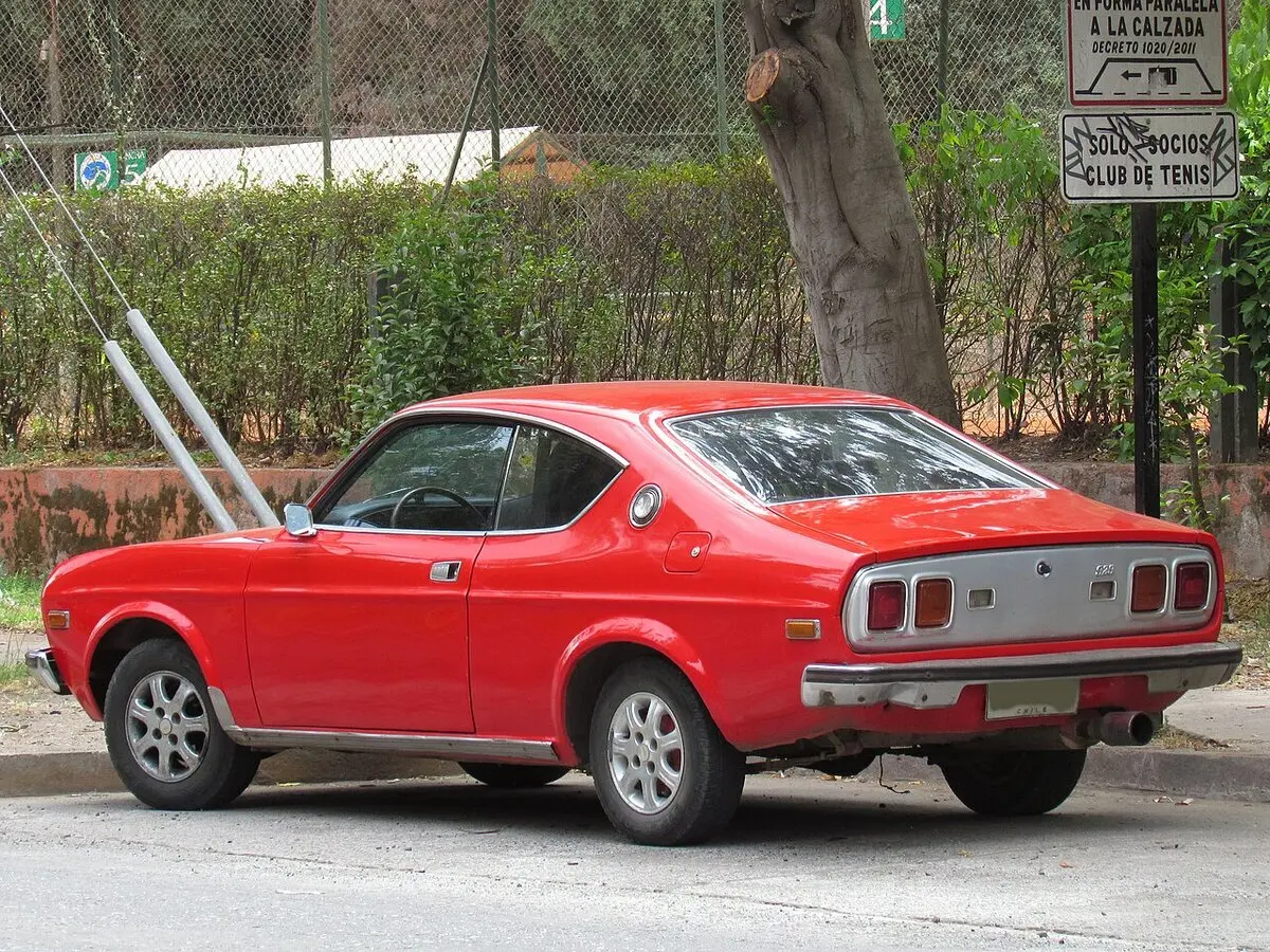 Mazda 929 LA2 Купе — 照片 3
