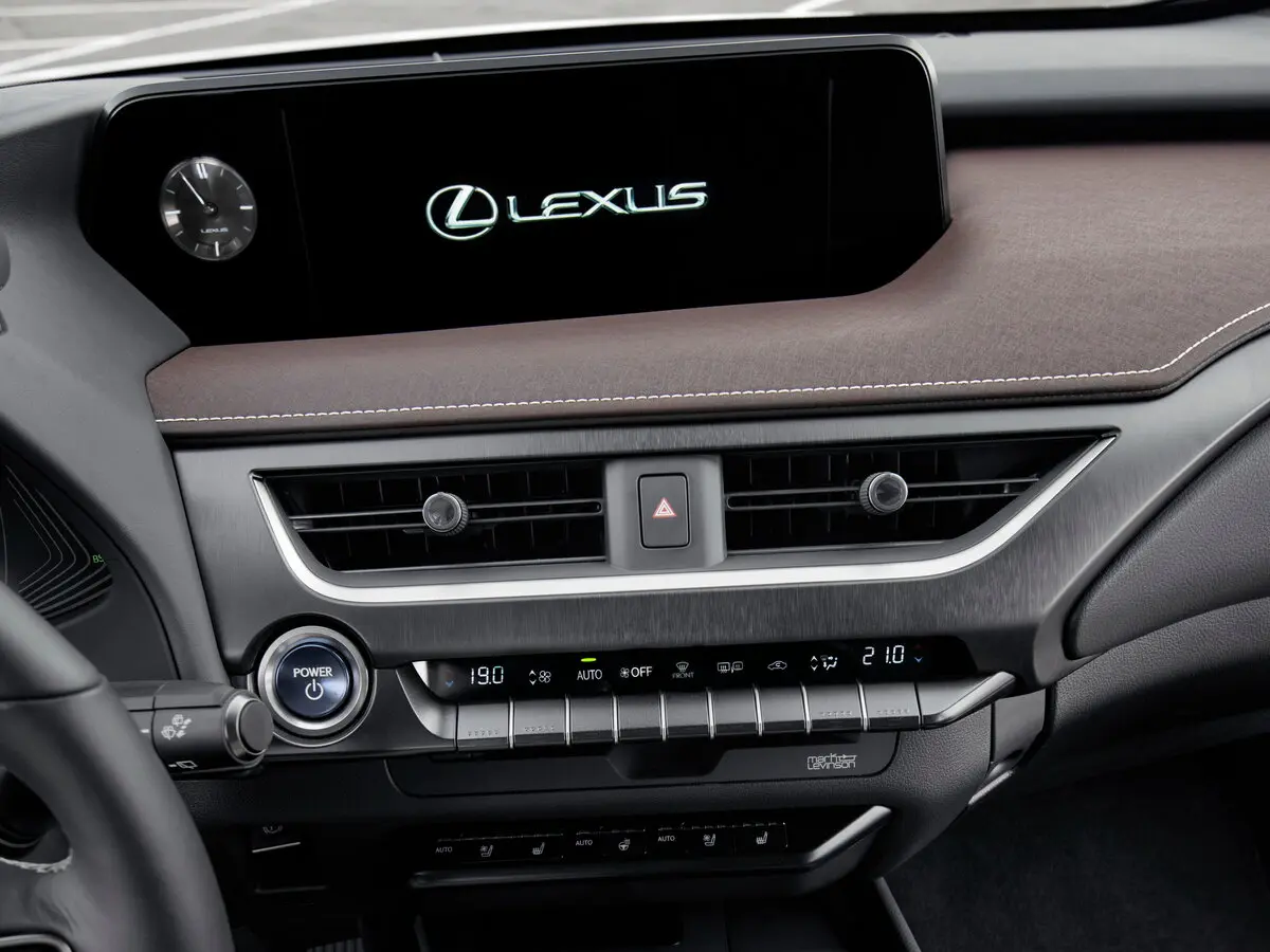 Lexus UX I Внедорожник 5 дв. — сүрөт 16
