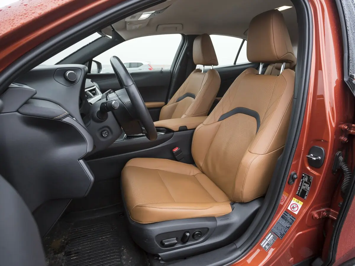 Lexus UX I Внедорожник 5 дв. — сүрөт 26
