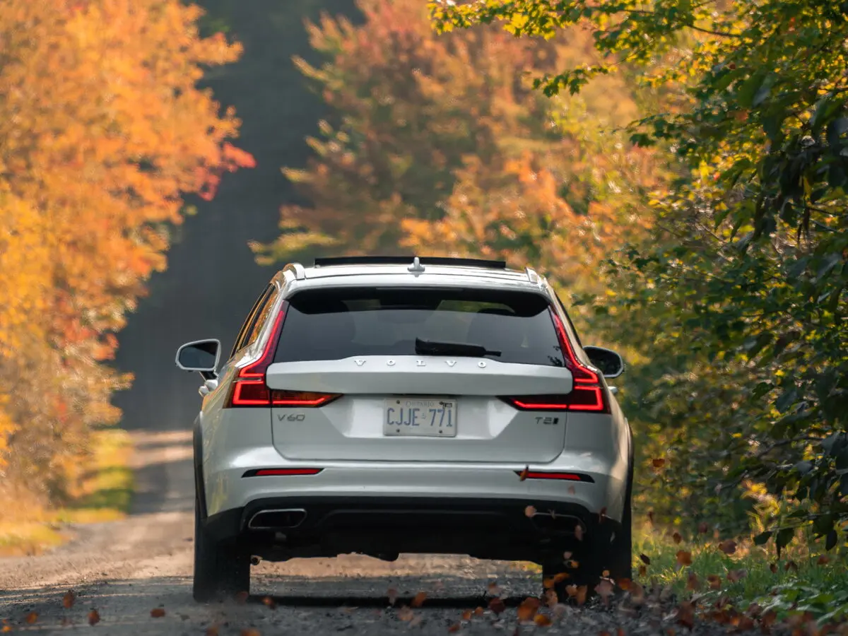 Volvo V60 Cross Country II Универсал 5 дв. — сүрөт 4