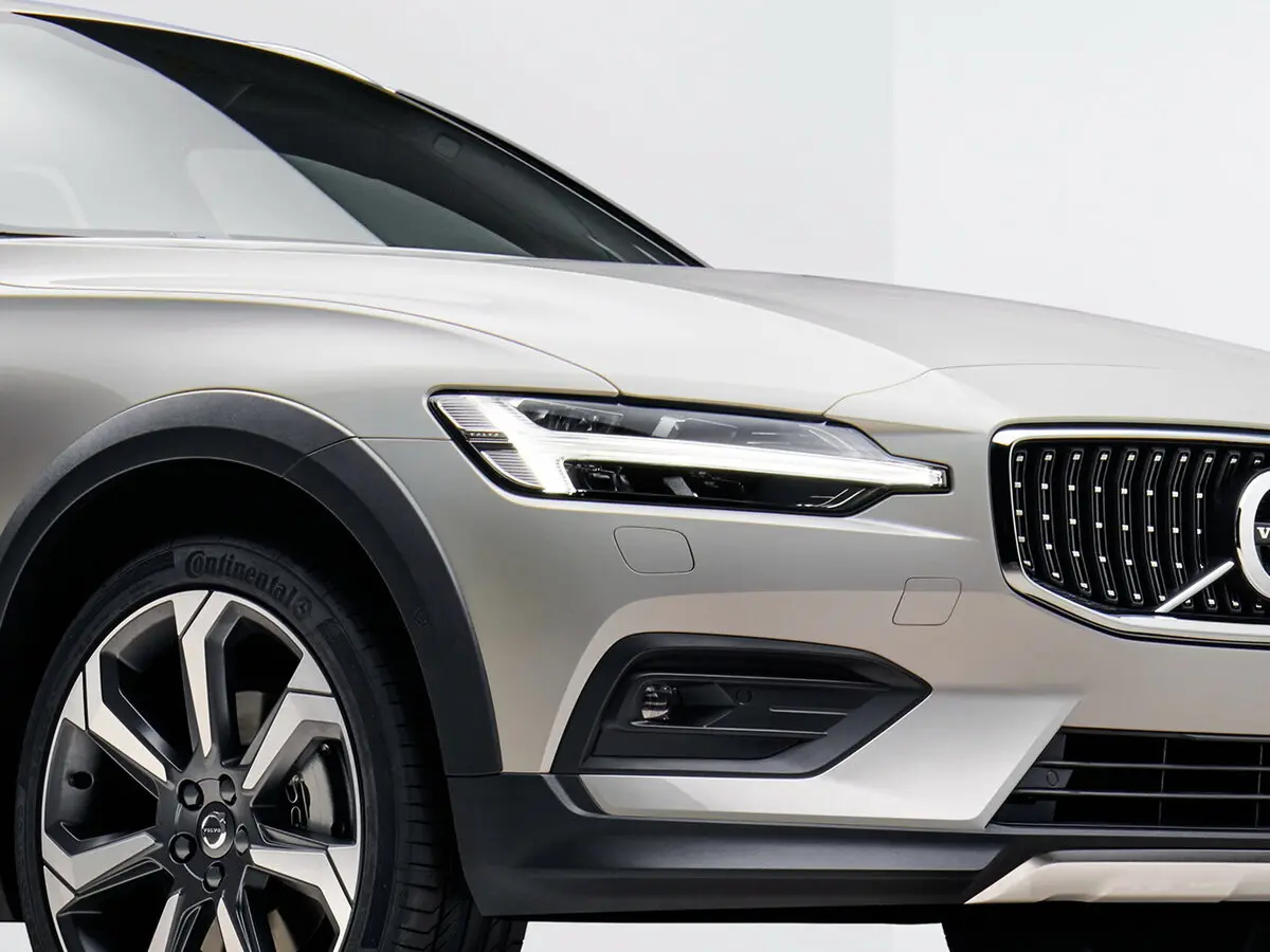 Volvo V60 Cross Country II Универсал 5 дв. — сүрөт 13