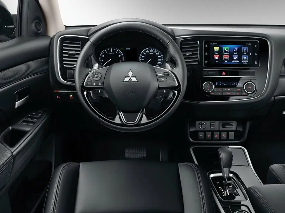 Mitsubishi Outlander III Рестайлинг 3 Внедорожник 5 дв. — photo 5