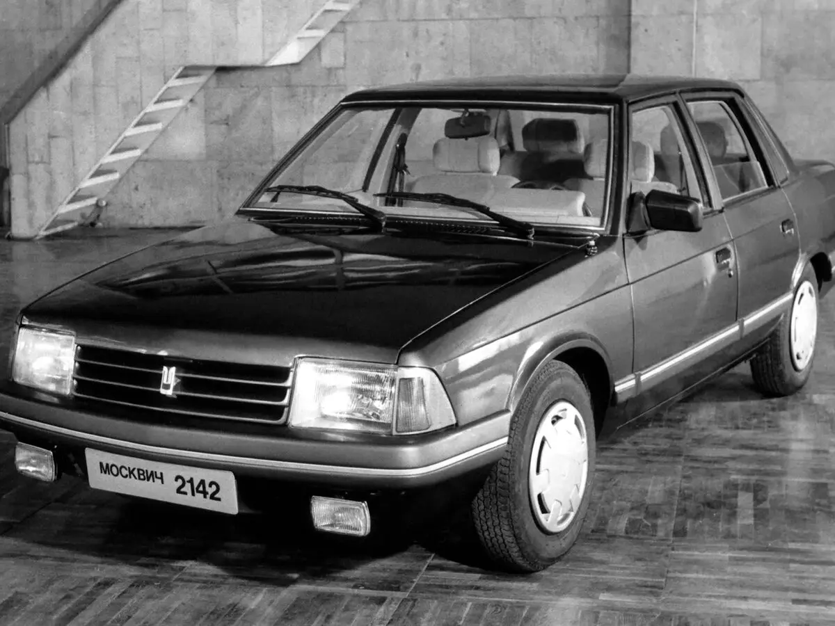 Москвич 2142 1990 – 2002 Седан — 照片 3