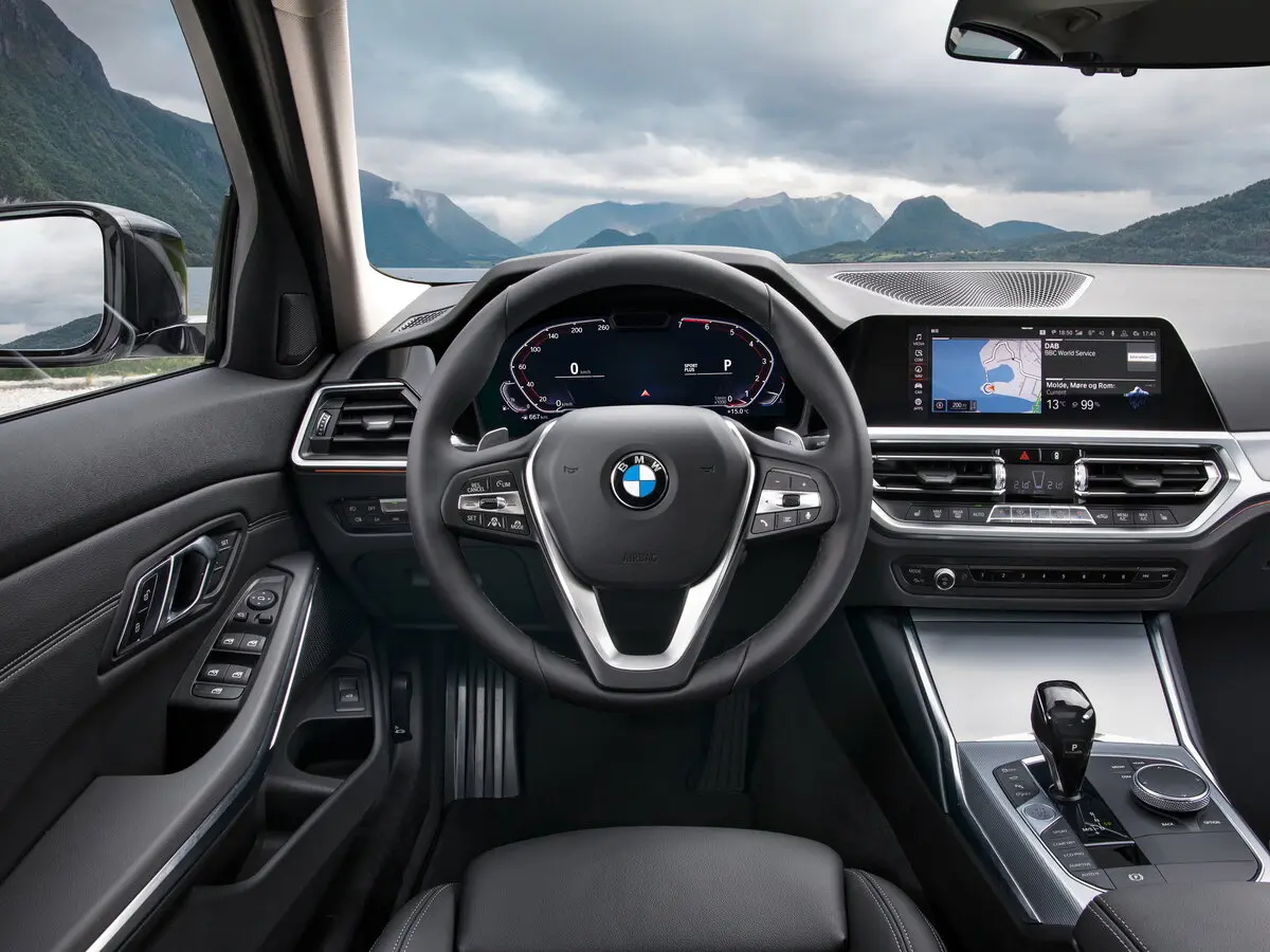 BMW 3 серии VII (G2x) Седан — сүрөт 10