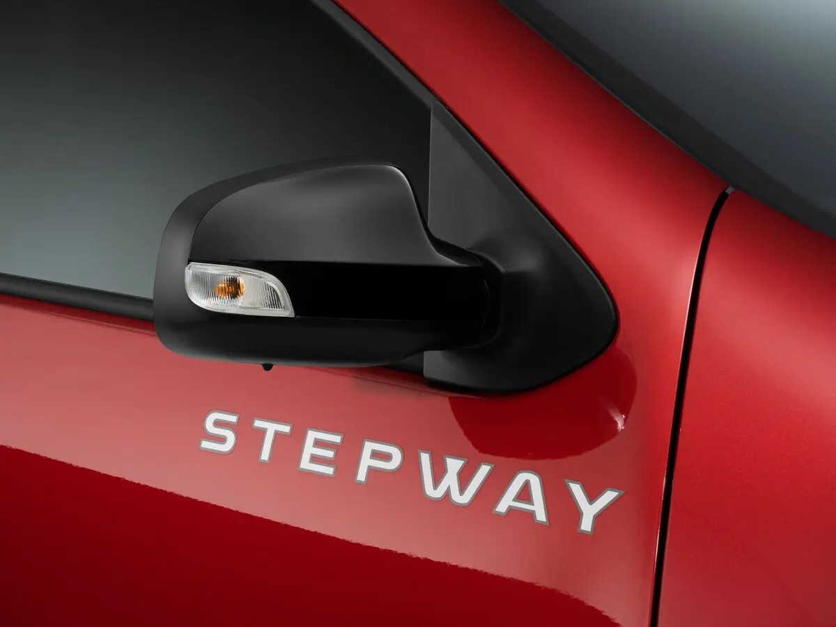 Renault Sandero II Рестайлинг Хэтчбек 5 дв. Stepway — фото 6