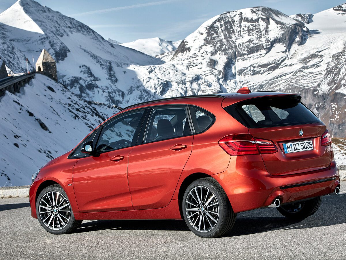 BMW 2 серии Active Tourer F45 Рестайлинг Компактвэн — фото 5