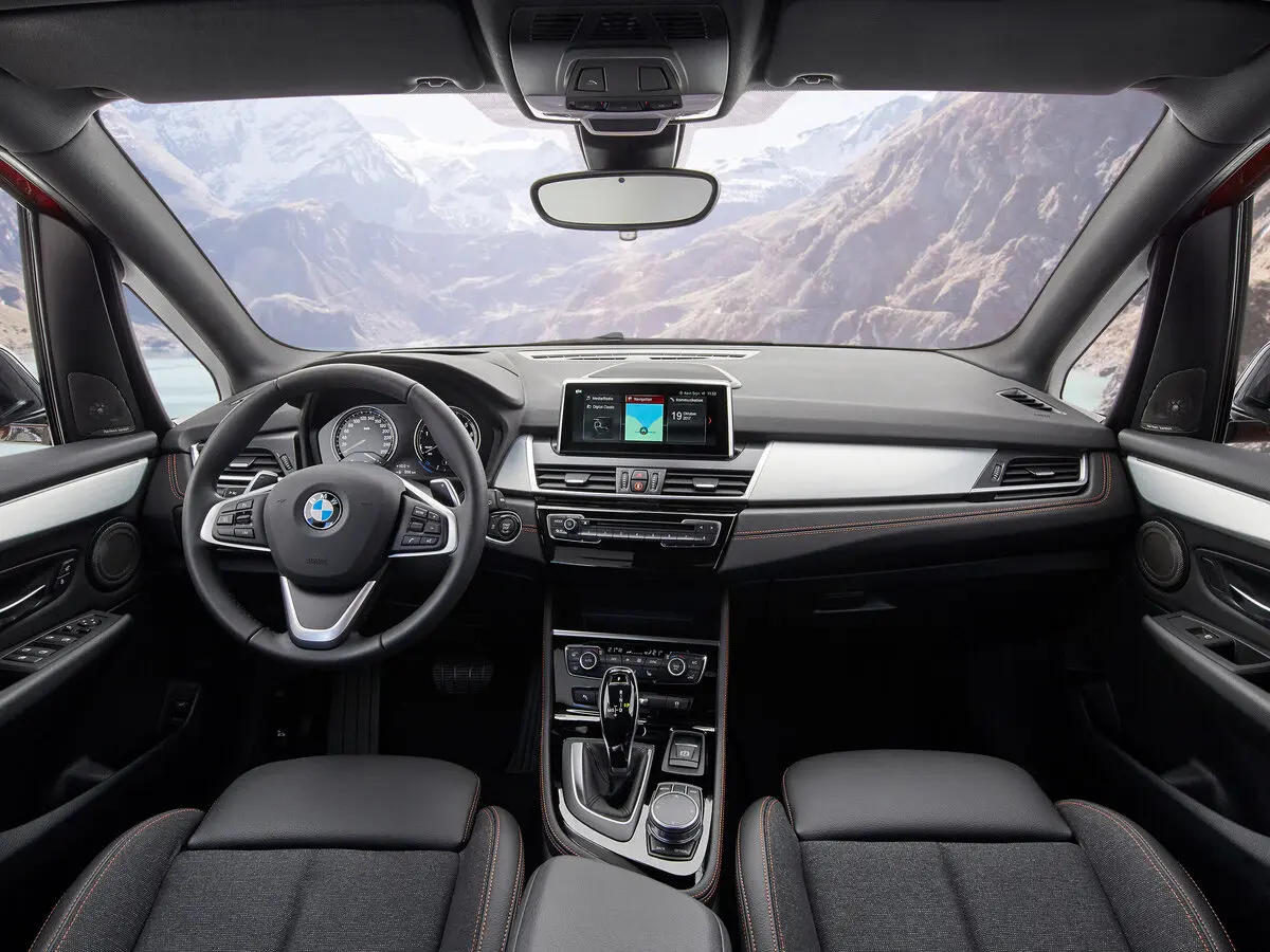 BMW 2 серии Active Tourer F45 Рестайлинг Компактвэн — сүрөт 6