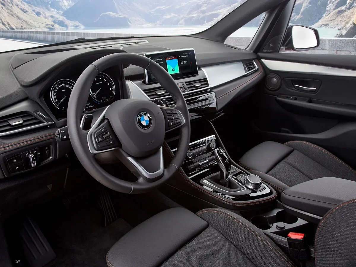 BMW 2 серии Active Tourer F45 Рестайлинг Компактвэн — сүрөт 7