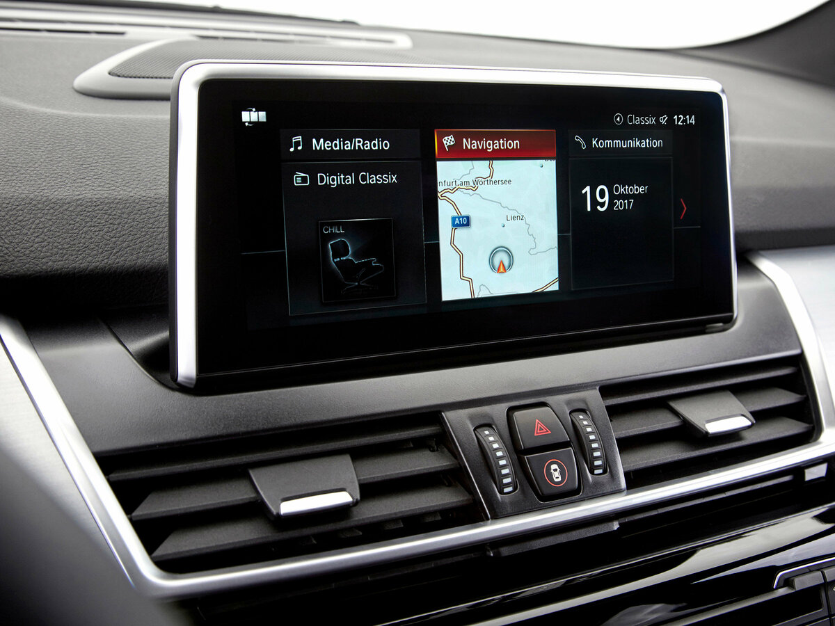 BMW 2 серии Active Tourer F45 Рестайлинг Компактвэн — фото 15