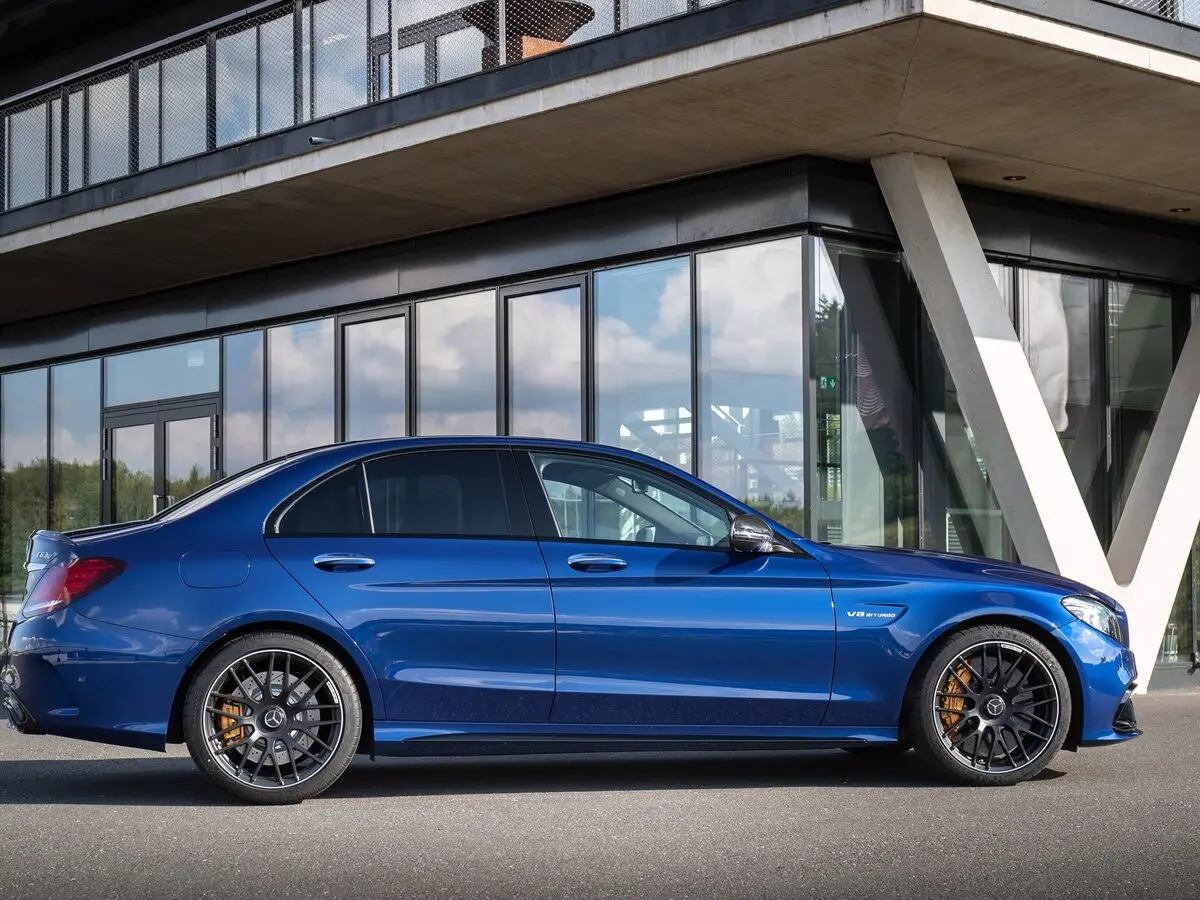 Mercedes-Benz C-Класс AMG IV (W205) Рестайлинг Седан — сүрөт 2