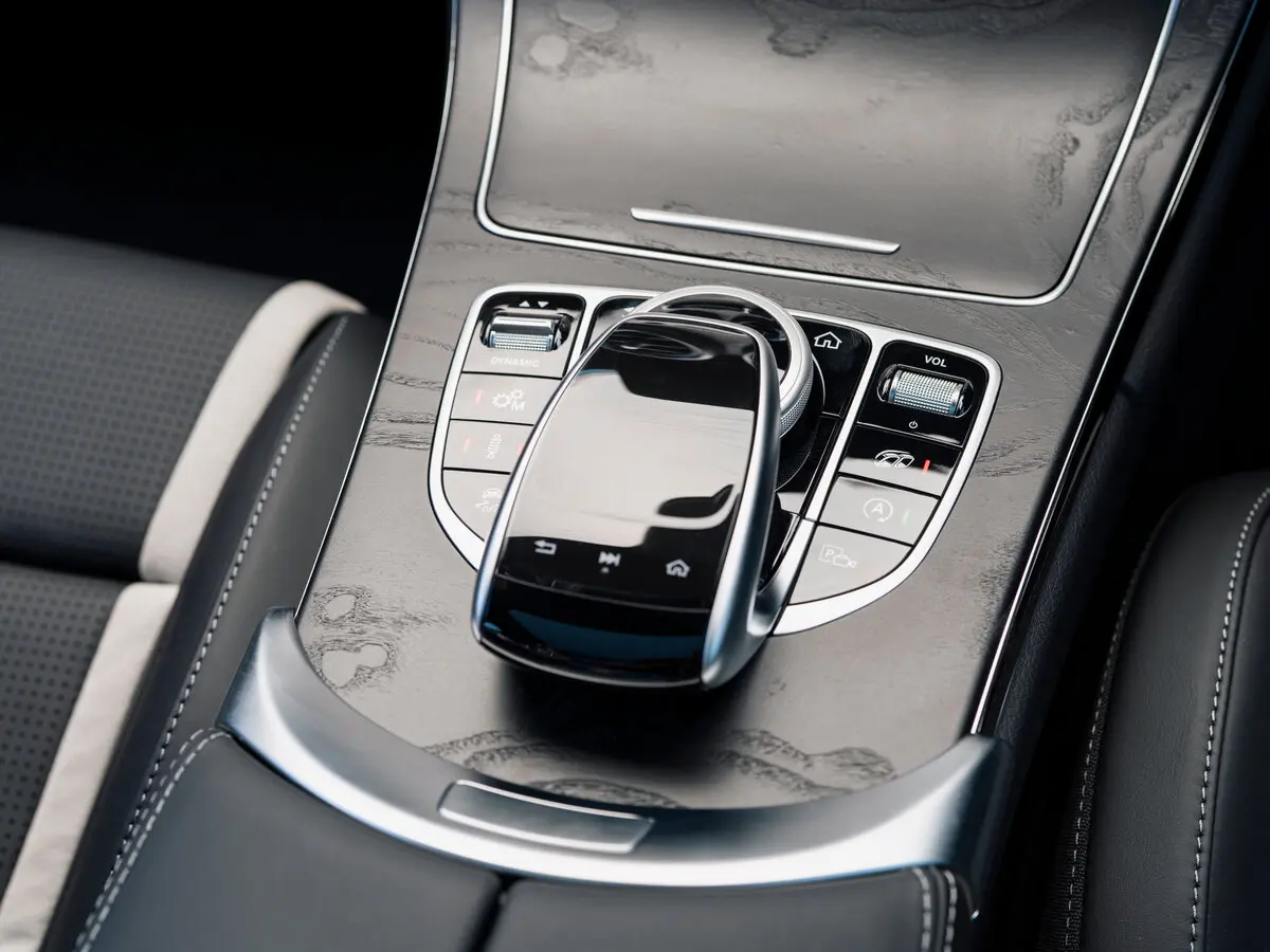 Mercedes-Benz C-Класс AMG IV (W205) Рестайлинг Седан — сүрөт 10
