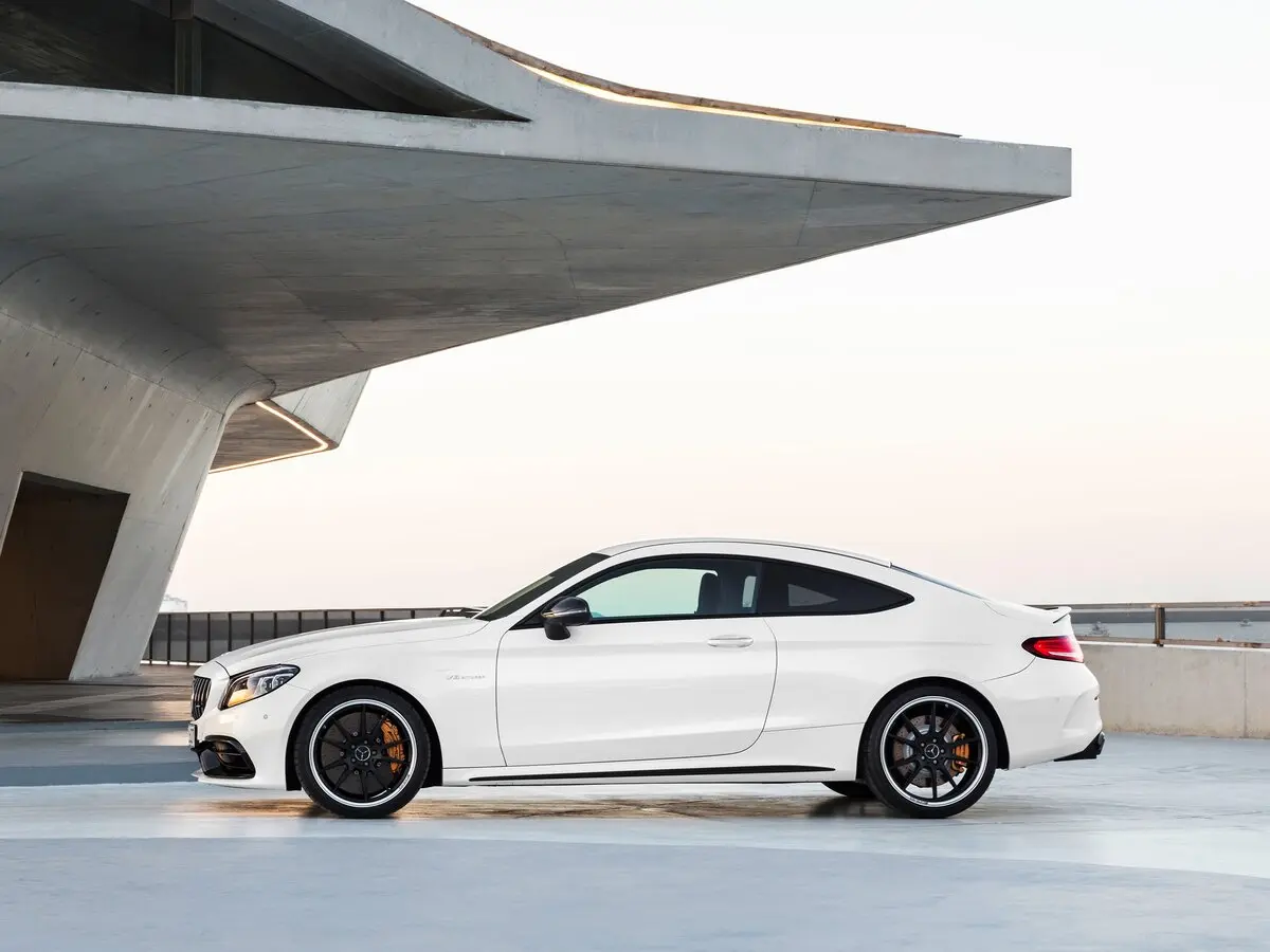 Mercedes-Benz C-Класс AMG IV (W205) Рестайлинг Купе — сүрөт 2