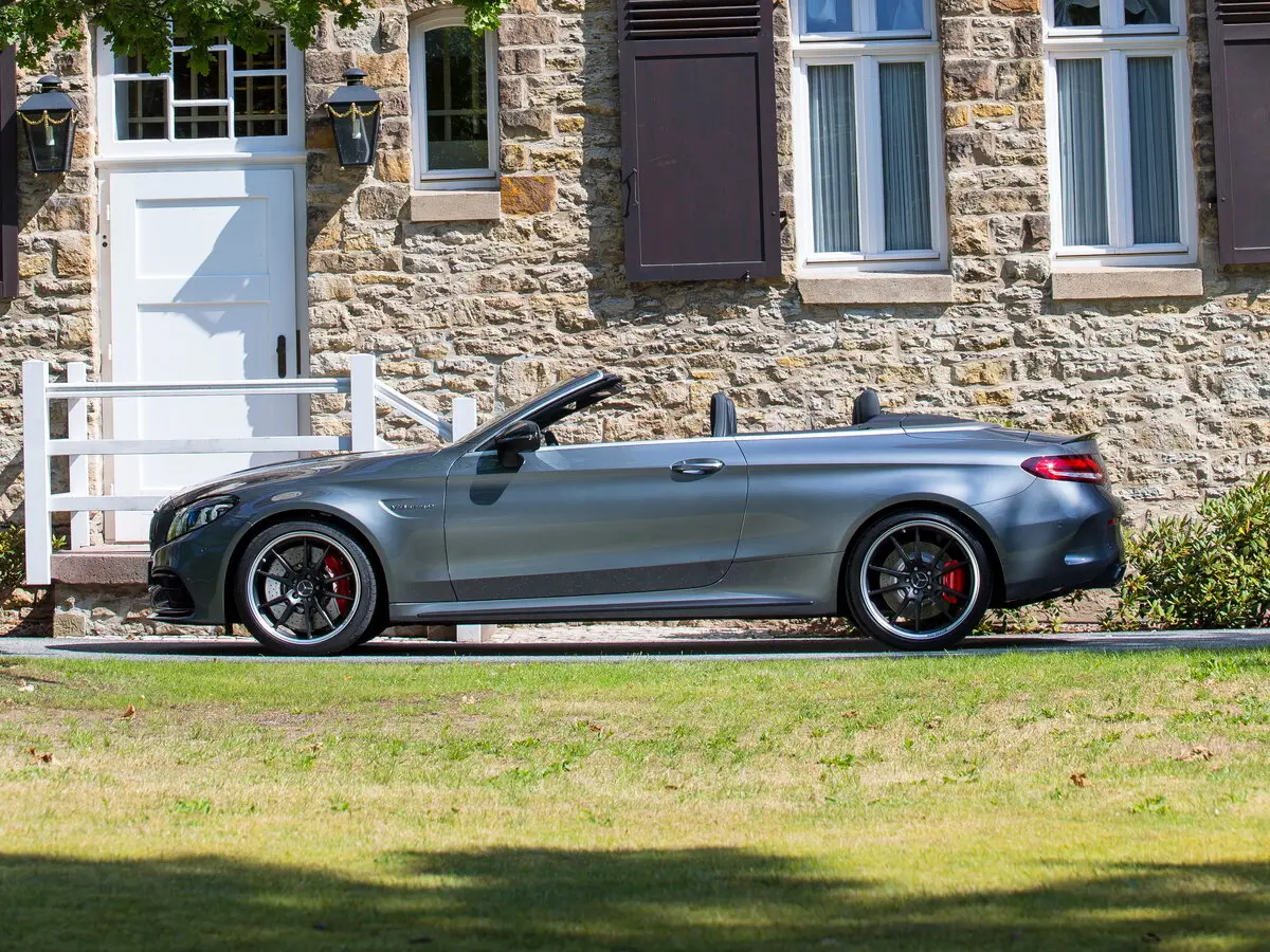 Mercedes-Benz C-Класс AMG IV (W205) Рестайлинг Кабриолет — photo 2