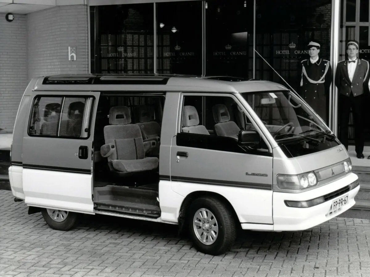 Mitsubishi L300 II Минивэн — сүрөт 6