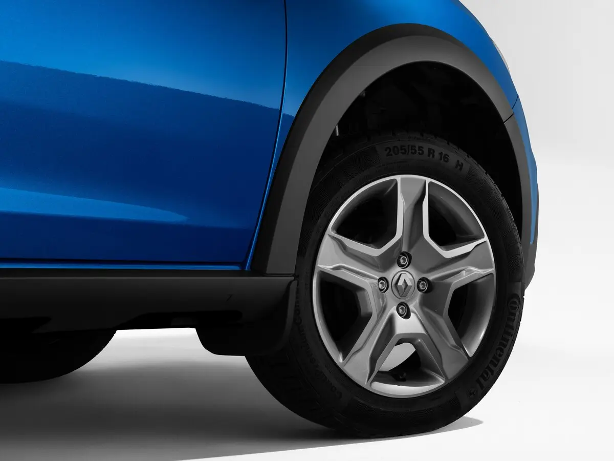 Renault Logan II Рестайлинг Седан Stepway — фото 9