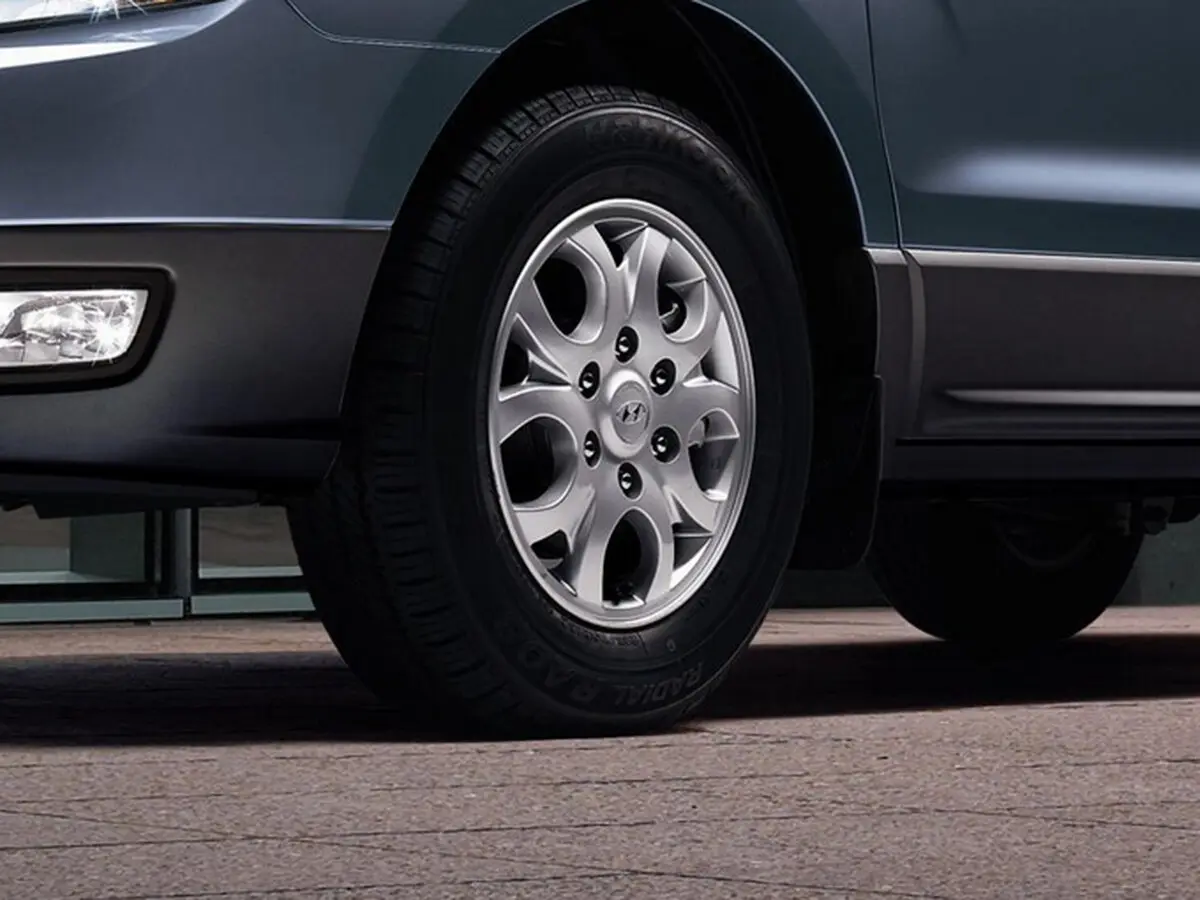 Hyundai Grand Starex I Минивэн — фото 10