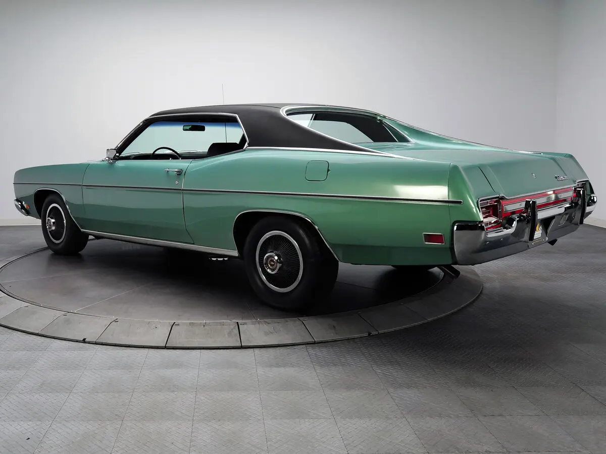 Ford Galaxie IV Купе-хардтоп — сүрөт 2