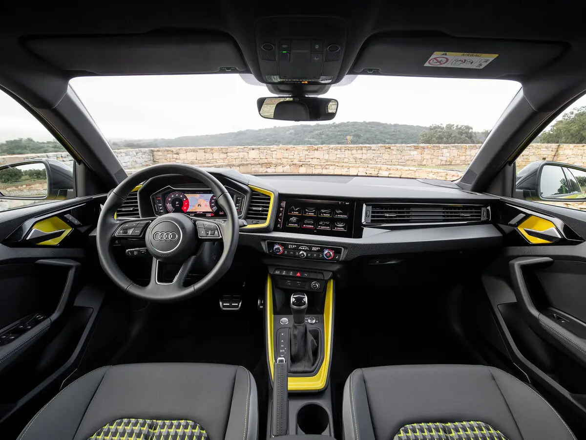 Audi A1 II (GB) Хэтчбек 5 дв. — сүрөт 6