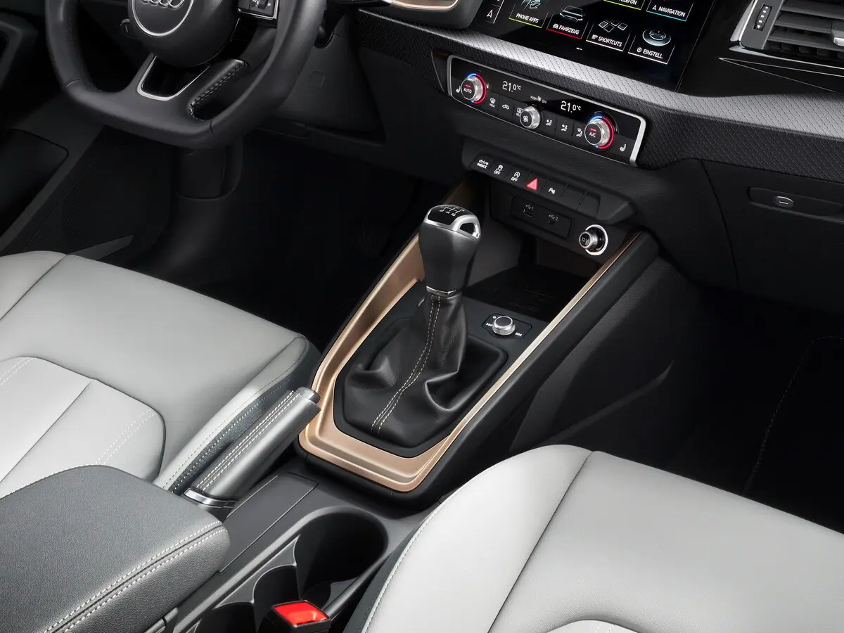 Audi A1 II (GB) Хэтчбек 5 дв. — сүрөт 12