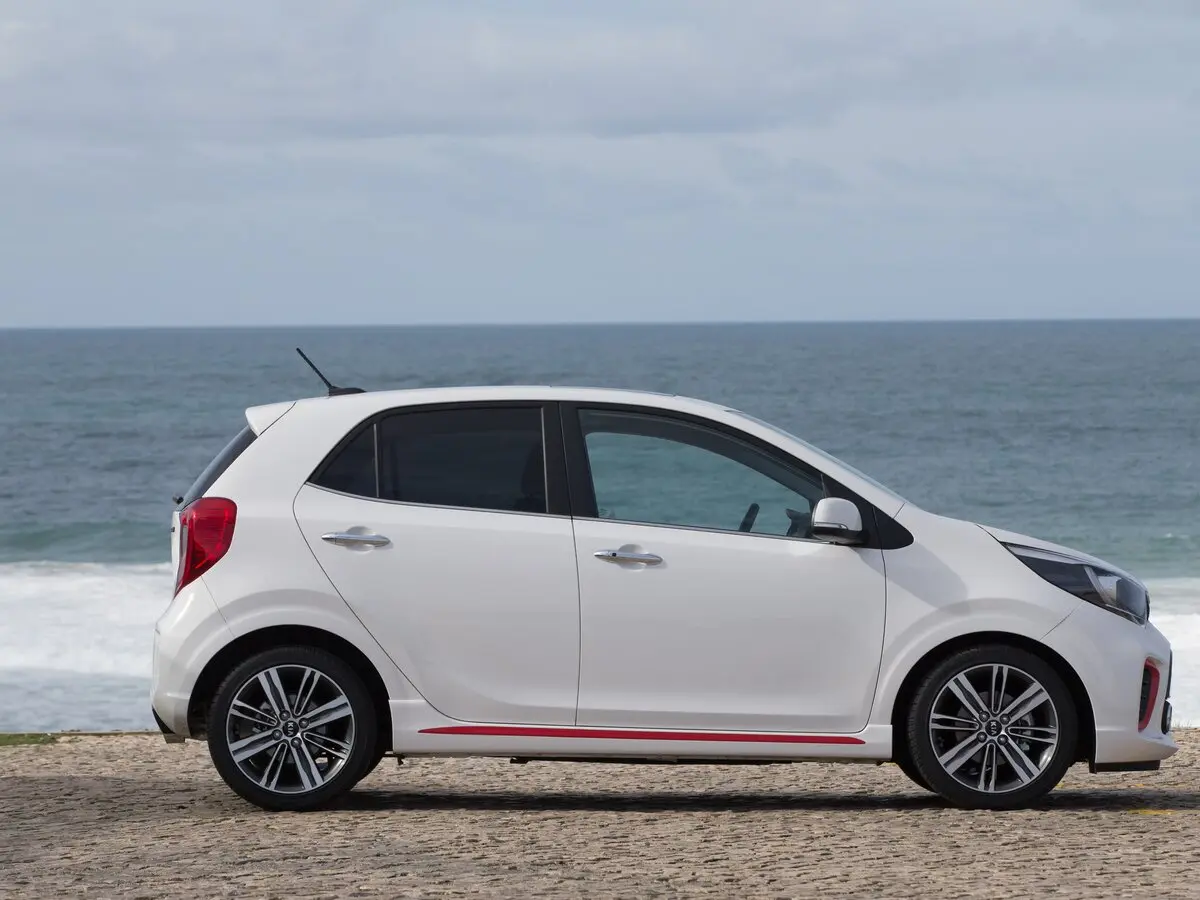 Kia Picanto III Хэтчбек 5 дв. GT Line — сүрөт 2