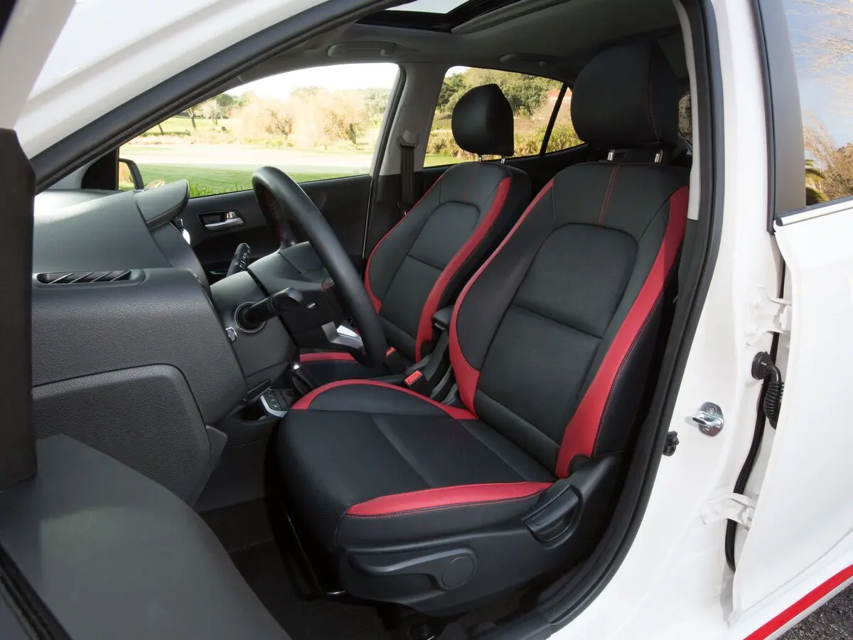 Kia Picanto III Хэтчбек 5 дв. GT Line — сүрөт 8