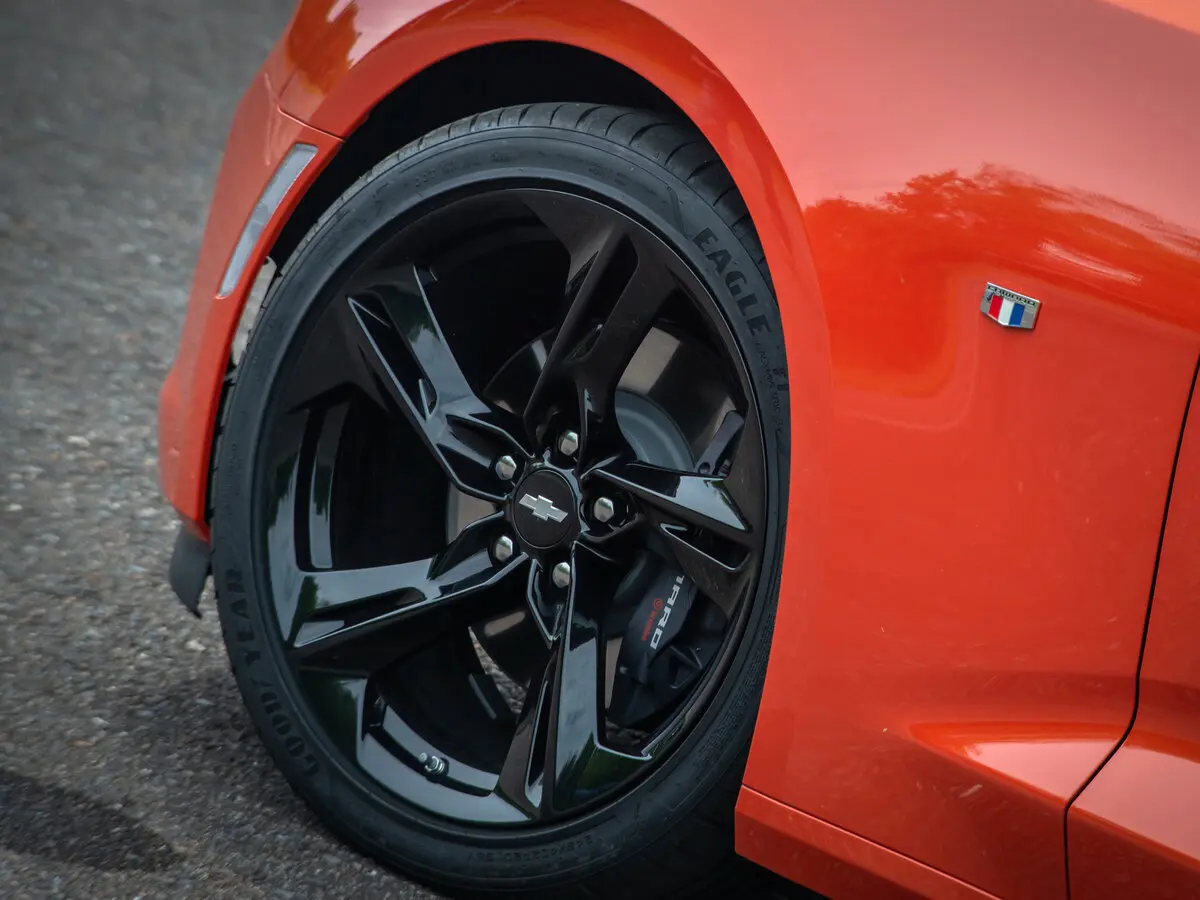 Chevrolet Camaro VI Рестайлинг Кабриолет — сүрөт 9