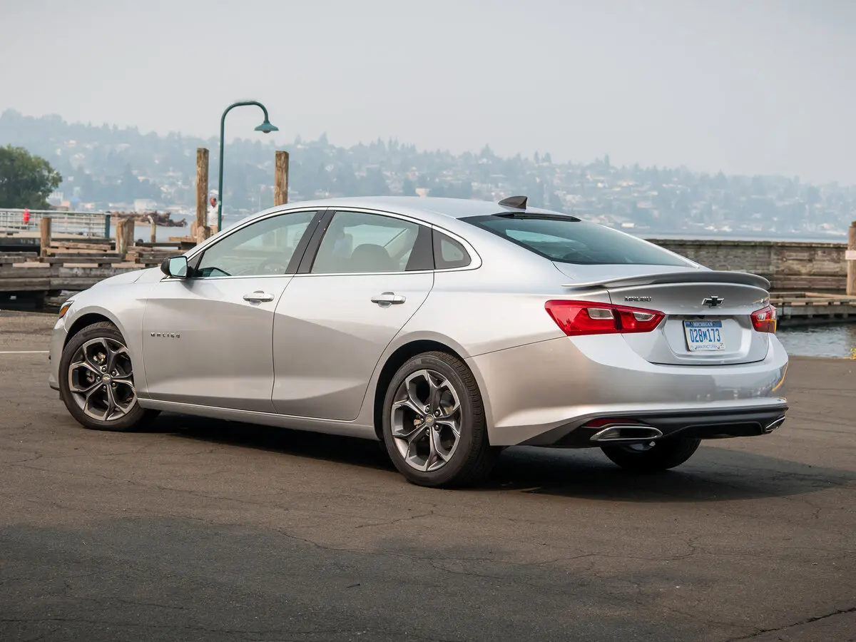 Chevrolet Malibu IX Рестайлинг Седан — сүрөт 5