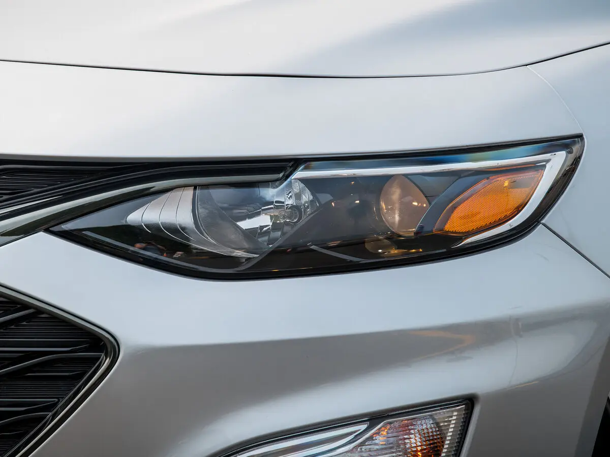 Chevrolet Malibu IX Рестайлинг Седан — сүрөт 13