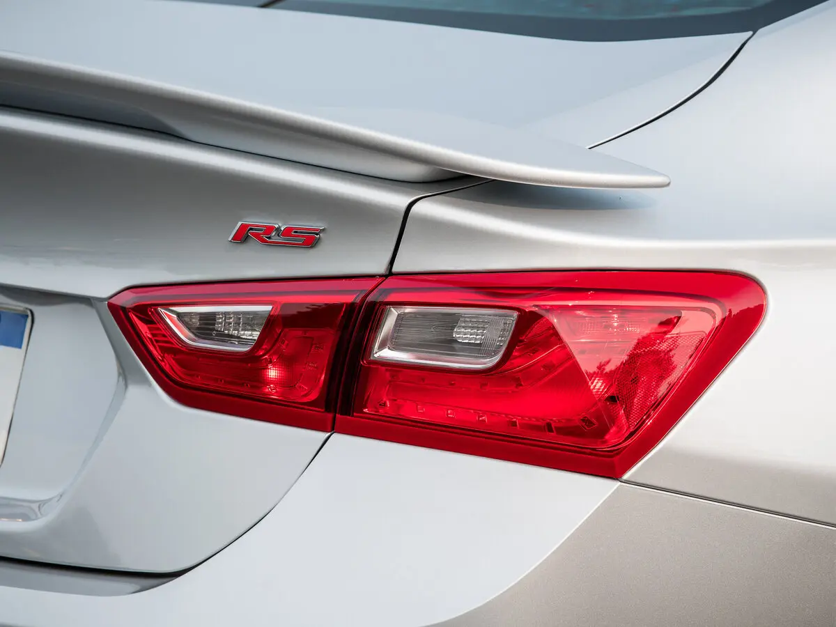 Chevrolet Malibu IX Рестайлинг Седан — сүрөт 14