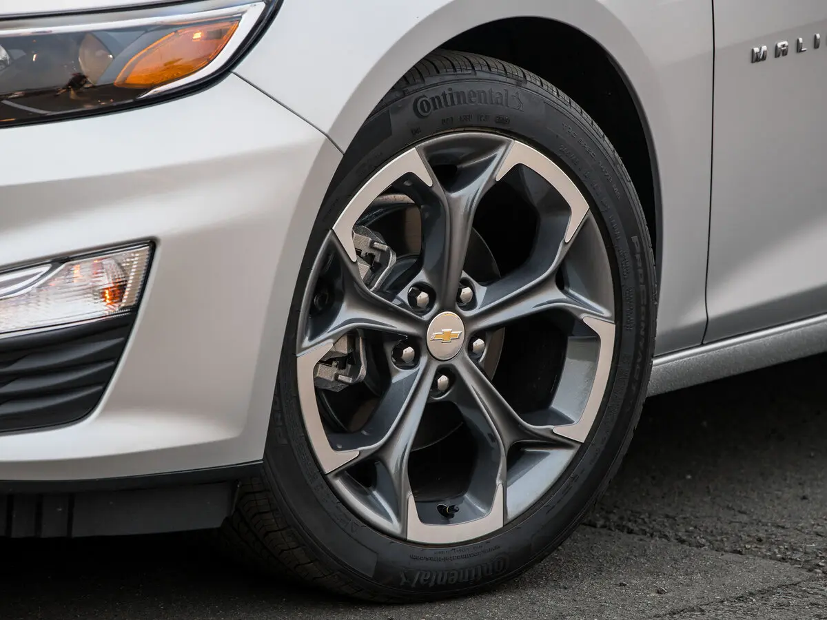 Chevrolet Malibu IX Рестайлинг Седан — сүрөт 17