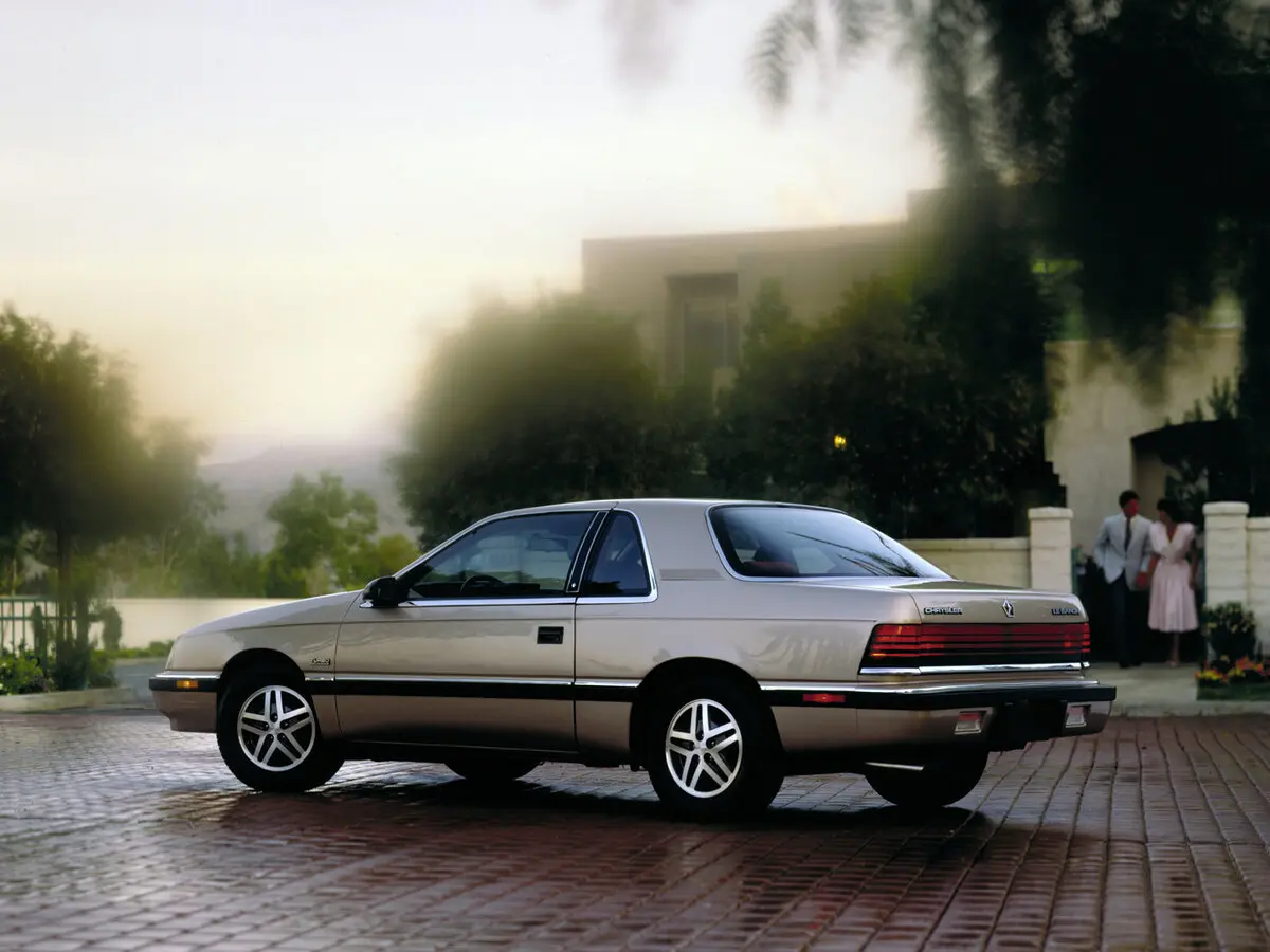 Chrysler LeBaron III Купе — сүрөт 4