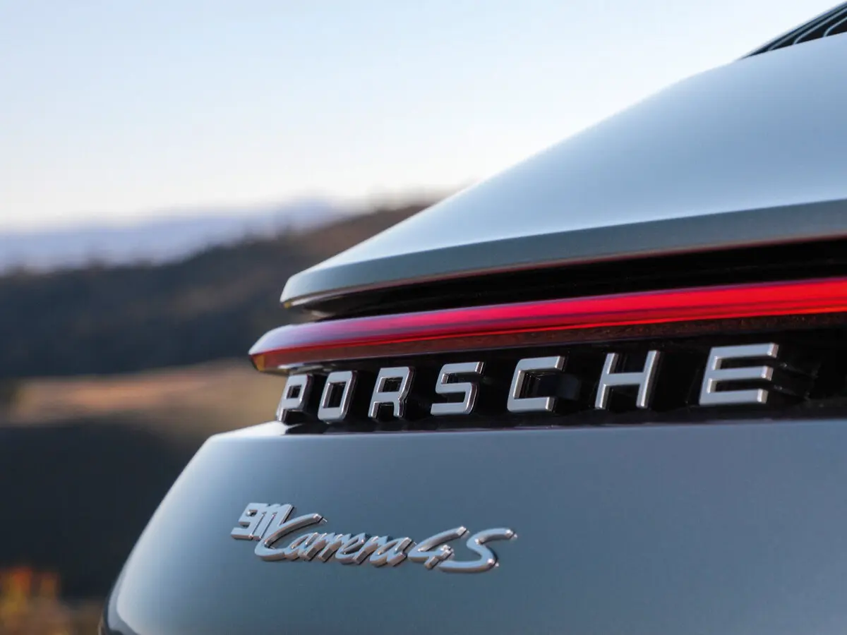 Porsche 911 VIII (992) Купе — сүрөт 14