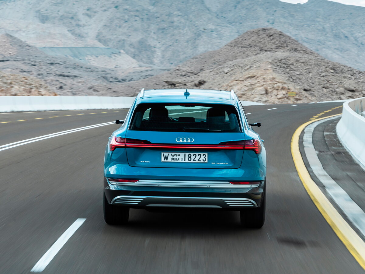 Audi e-tron I Внедорожник 5 дв. — фото 4