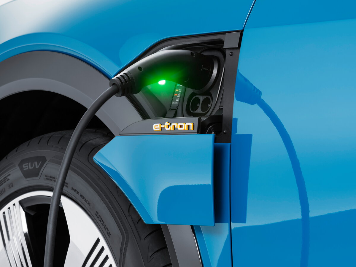 Audi e-tron I Внедорожник 5 дв.