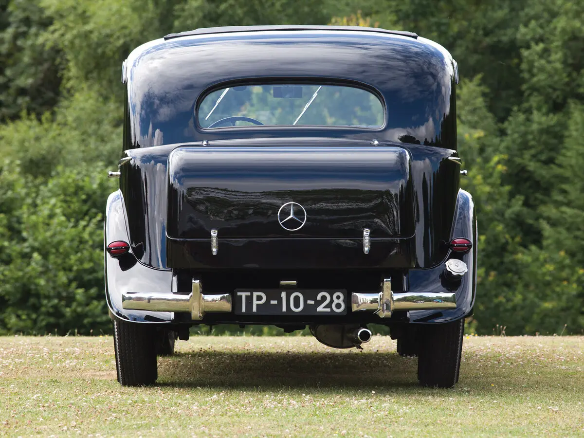 Mercedes-Benz W142 1937 – 1942 Лимузин — сүрөт 4