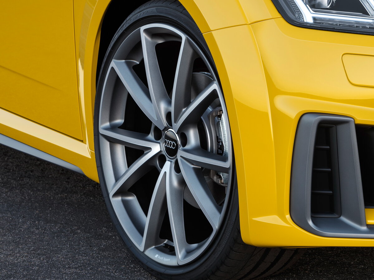 Audi TT III (8S) Рестайлинг Родстер
