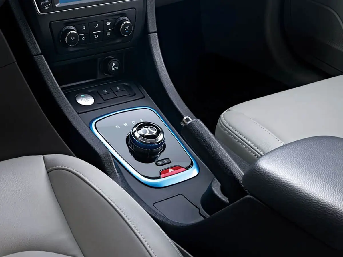 BAIC EU I Седан — 照片 10