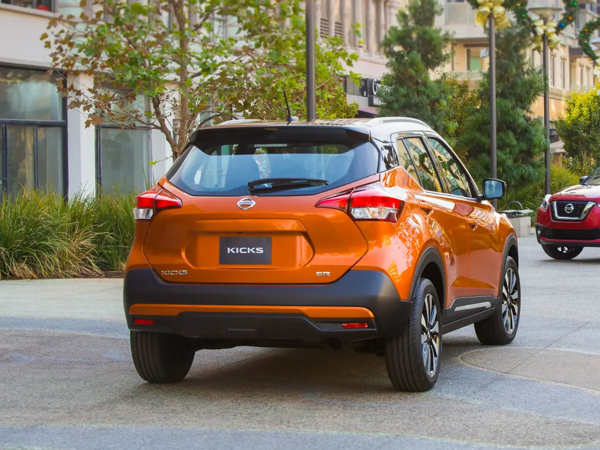 Nissan Kicks I Внедорожник 5 дв. — сүрөт 4