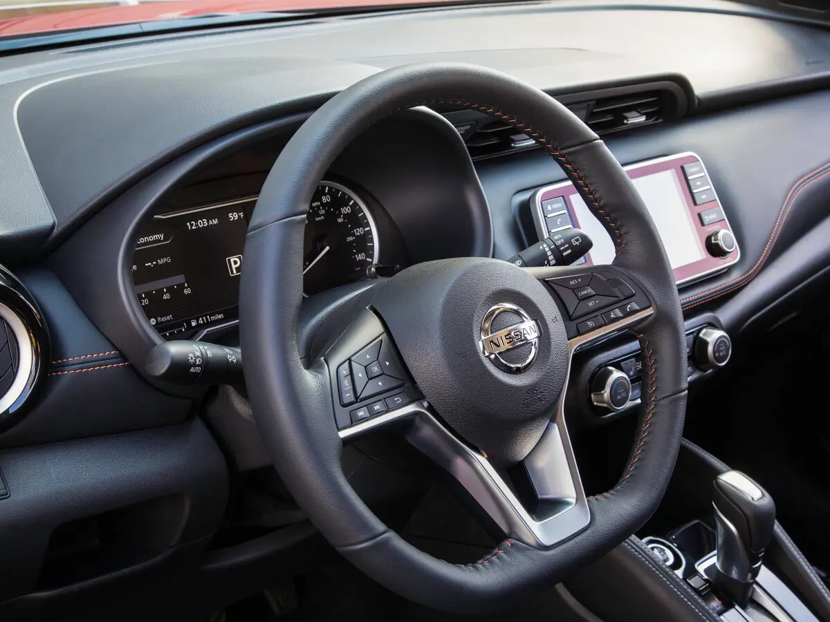 Nissan Kicks I Внедорожник 5 дв. — сүрөт 6