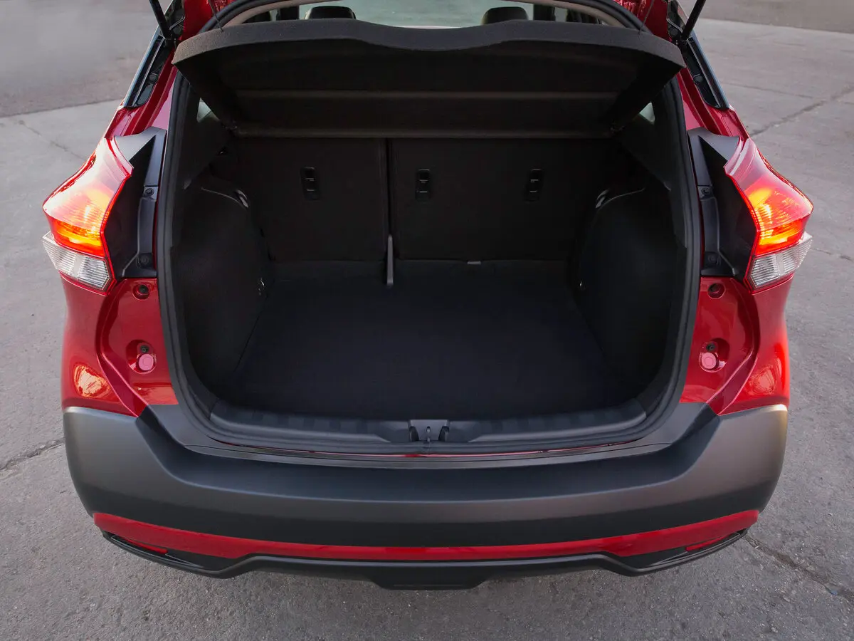 Nissan Kicks I Внедорожник 5 дв. — сүрөт 9