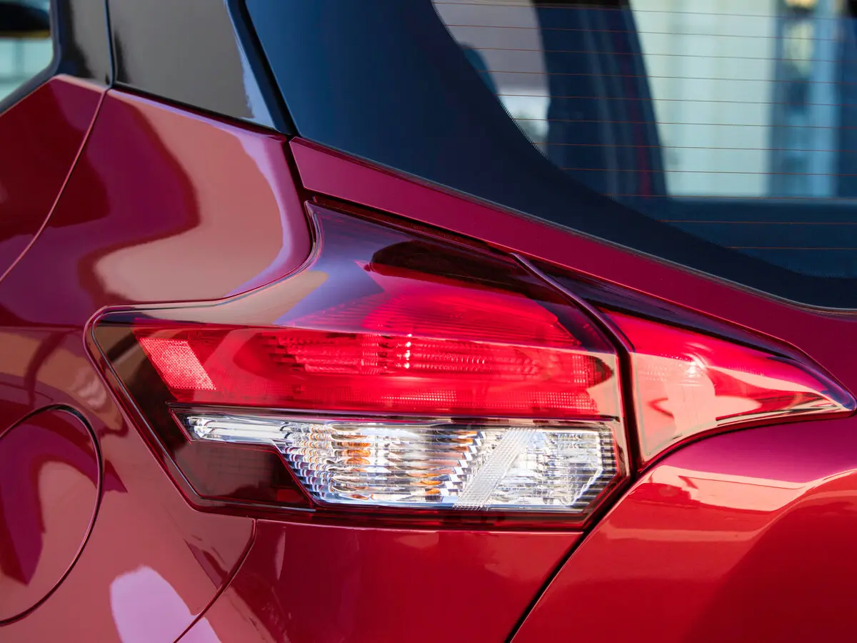 Nissan Kicks I Внедорожник 5 дв. — сүрөт 12
