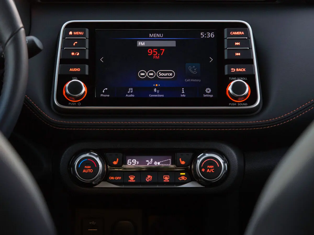 Nissan Kicks I Внедорожник 5 дв. — сүрөт 13