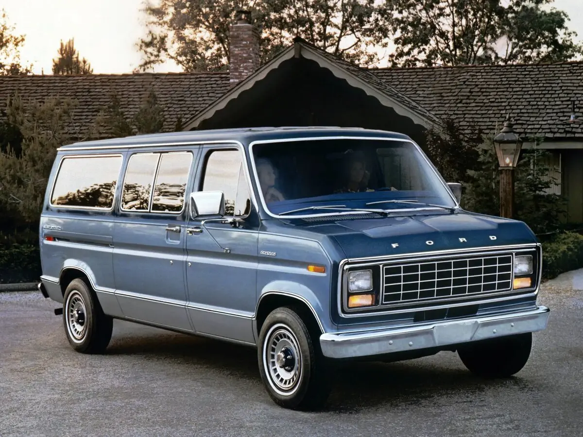 Ford Econoline III Минивэн — сүрөт 3