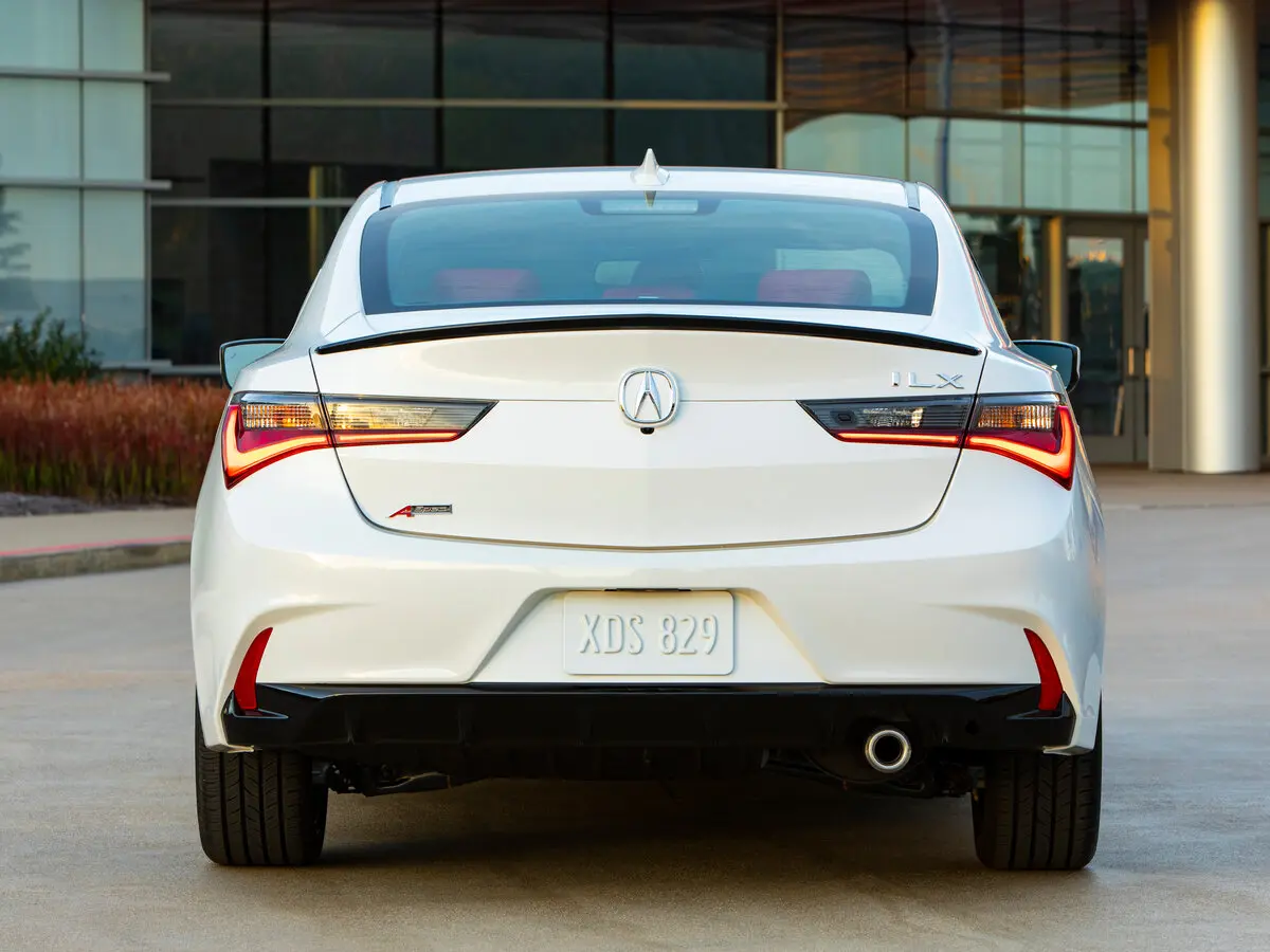 Acura ILX I Рестайлинг 2 Седан — photo 4