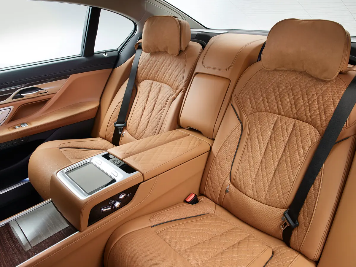 BMW 7 серии VI (G11/G12) Рестайлинг Седан Long — сүрөт 10
